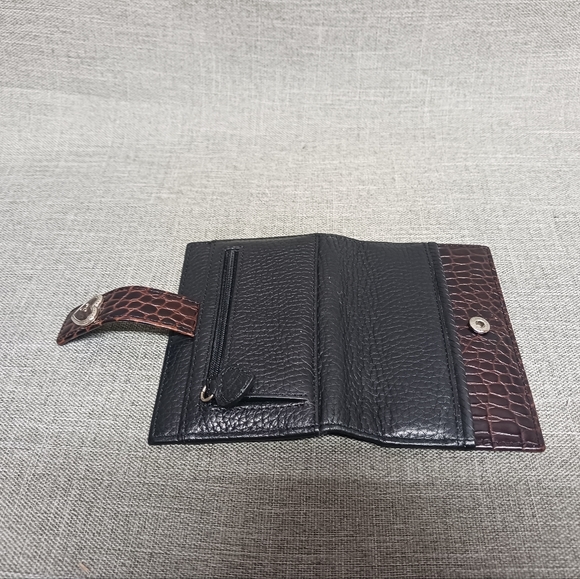 Brighton leather bifold wallet - Picture 4 of 10